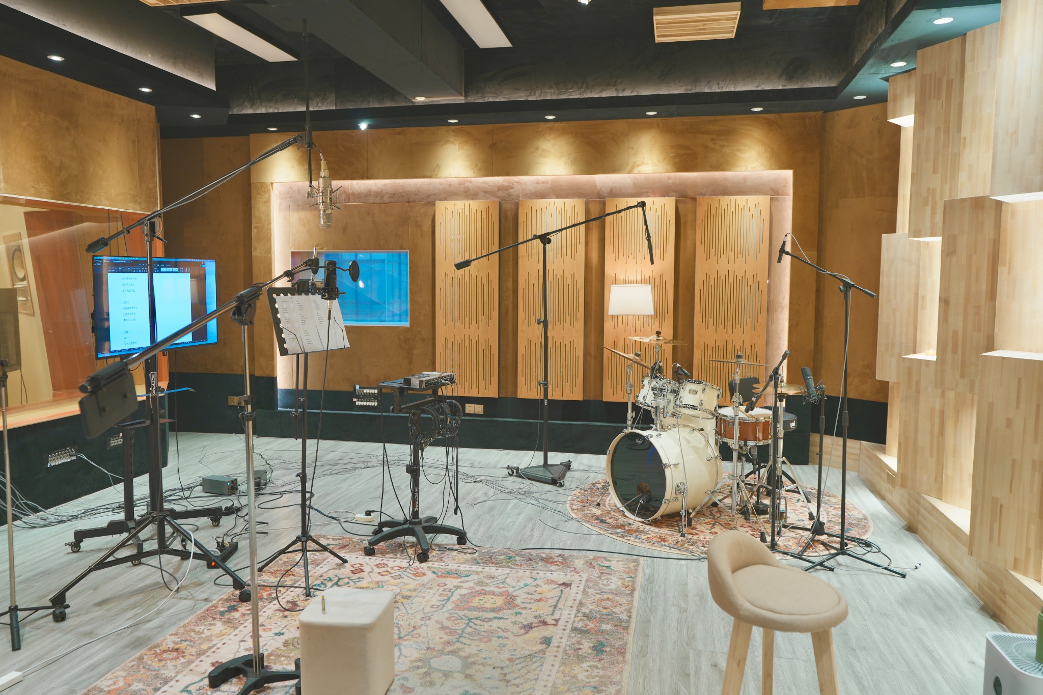 Studio A 录音间